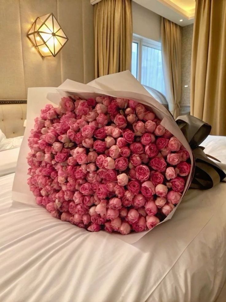 Grand Pink Spray Rose Bouquet (Büyük Pembe Çardak/Mini Gül Buketi)
