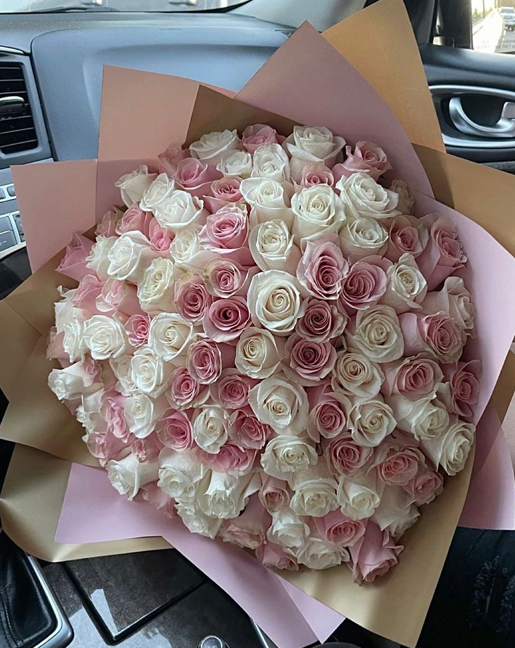 Pembe Beyaz Aşk Buketi