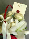 Sepette Kokulu  Lilyum ve Gül