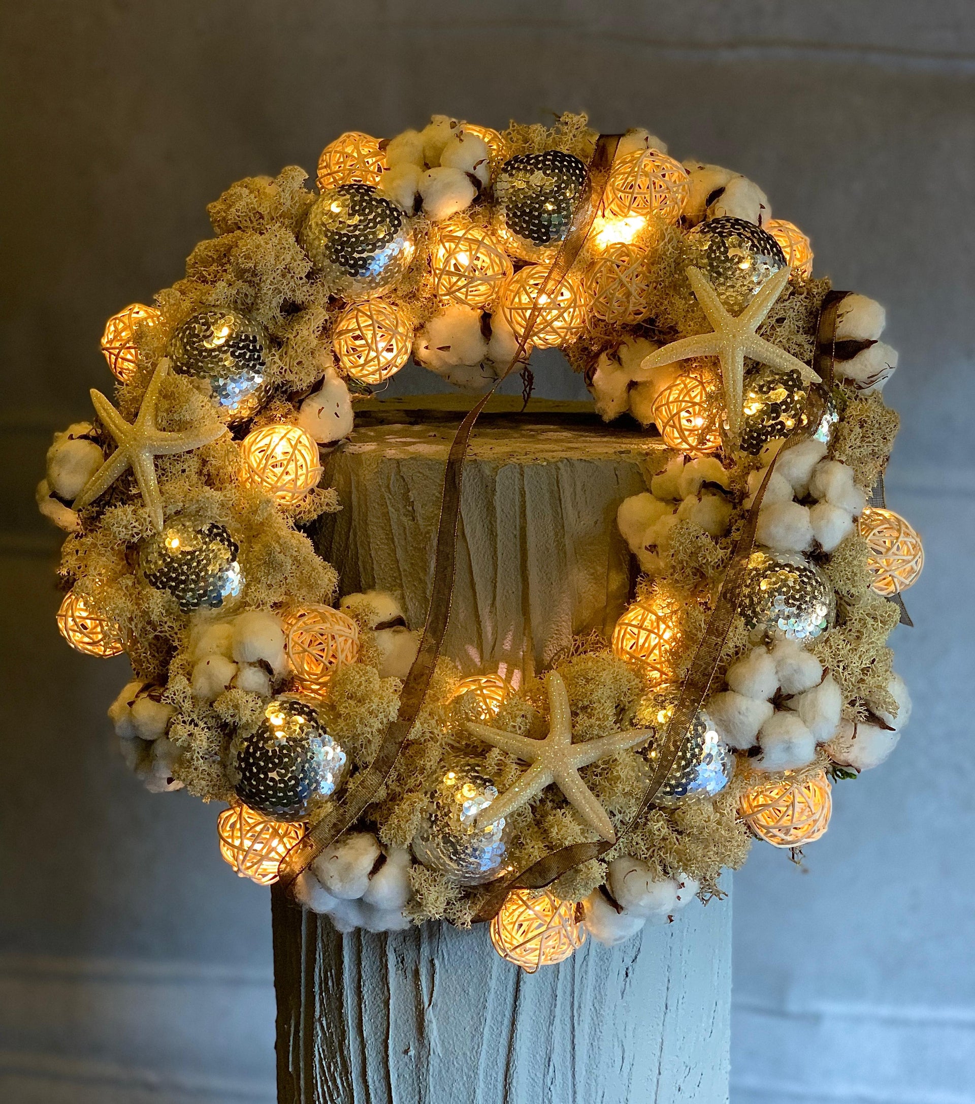 KAPI SÜSÜ; KIŞ ZARAFETİ DENİZ ESİNTİSİYLE BULUŞUYOR